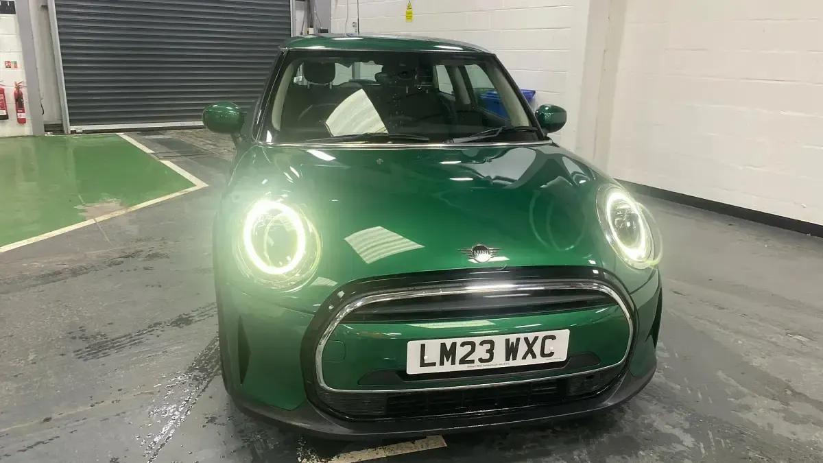 Used Mini Cooper Classic 136 HP (100 kW) 2023 Green Hatchback