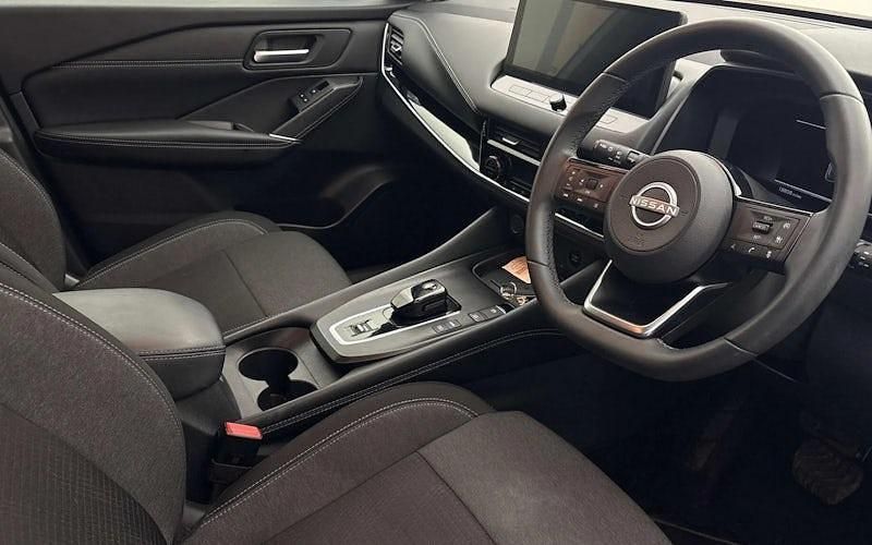 Used Nissan Qashqai N-Connecta 190 HP (139 kW) 2023 Grey SUV