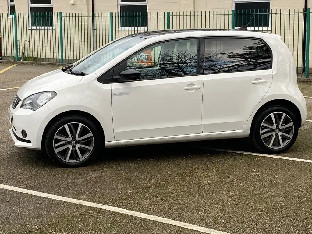 Used Seat Mii Electric 61 kW (83 HP) 2021 White Hatchback