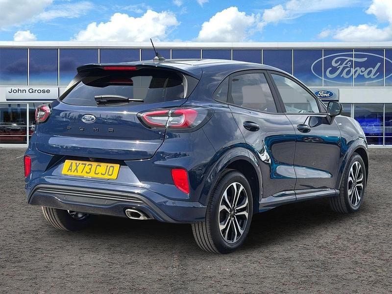 Begagnad Ford Puma ST-Line 2024 Blå SUV