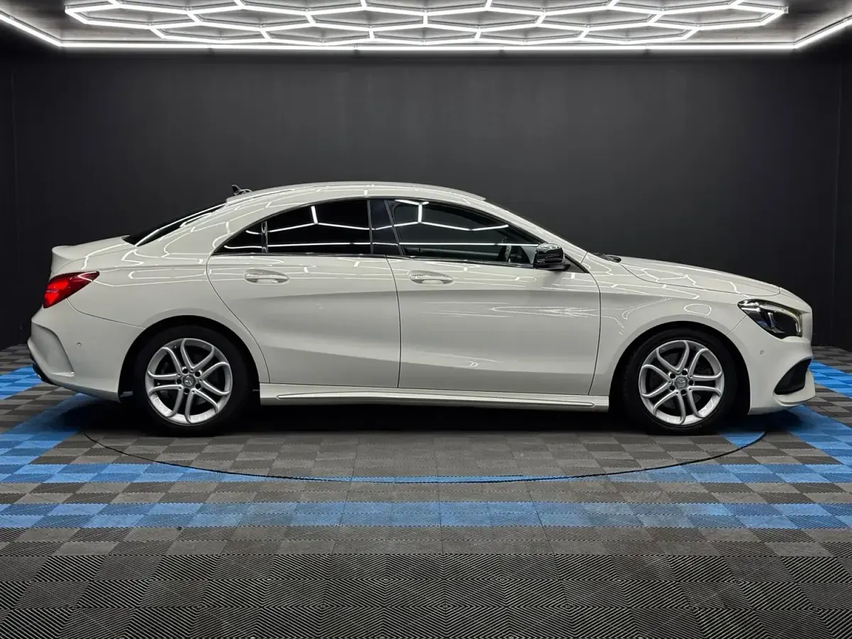 Used Mercedes CLA220 AMG line 2016 White Sedan