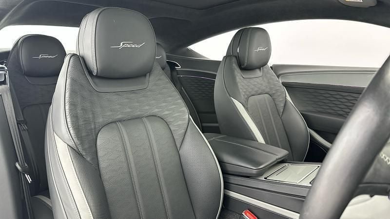 Begagnad Bentley Continental 2024 Grå Sportkupé