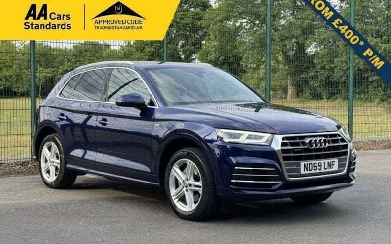 Blue Used 2020 Audi Q5 S-Line SUV | £19,995 (Fair price) - Image 1/4