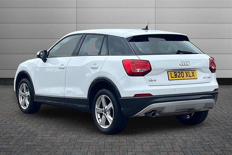 Used Audi Q2 Sport 116 HP (85 kW) 2020 Ibis white SUV