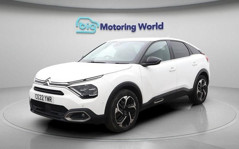 Used Citroën C4 Shine 131 HP (96 kW) 2023 SUV