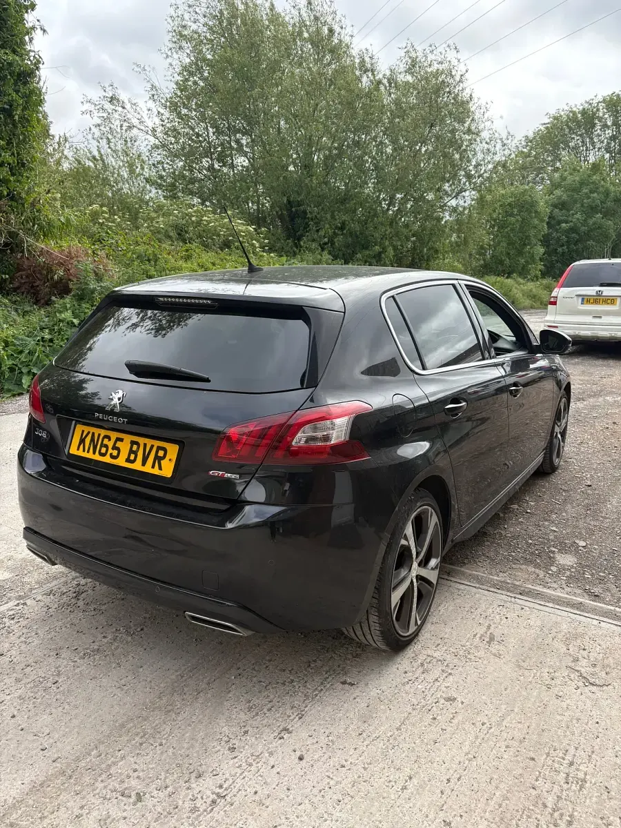 Used Peugeot 308 GT-line 120 HP (88 kW) 2015 Black Hatchback