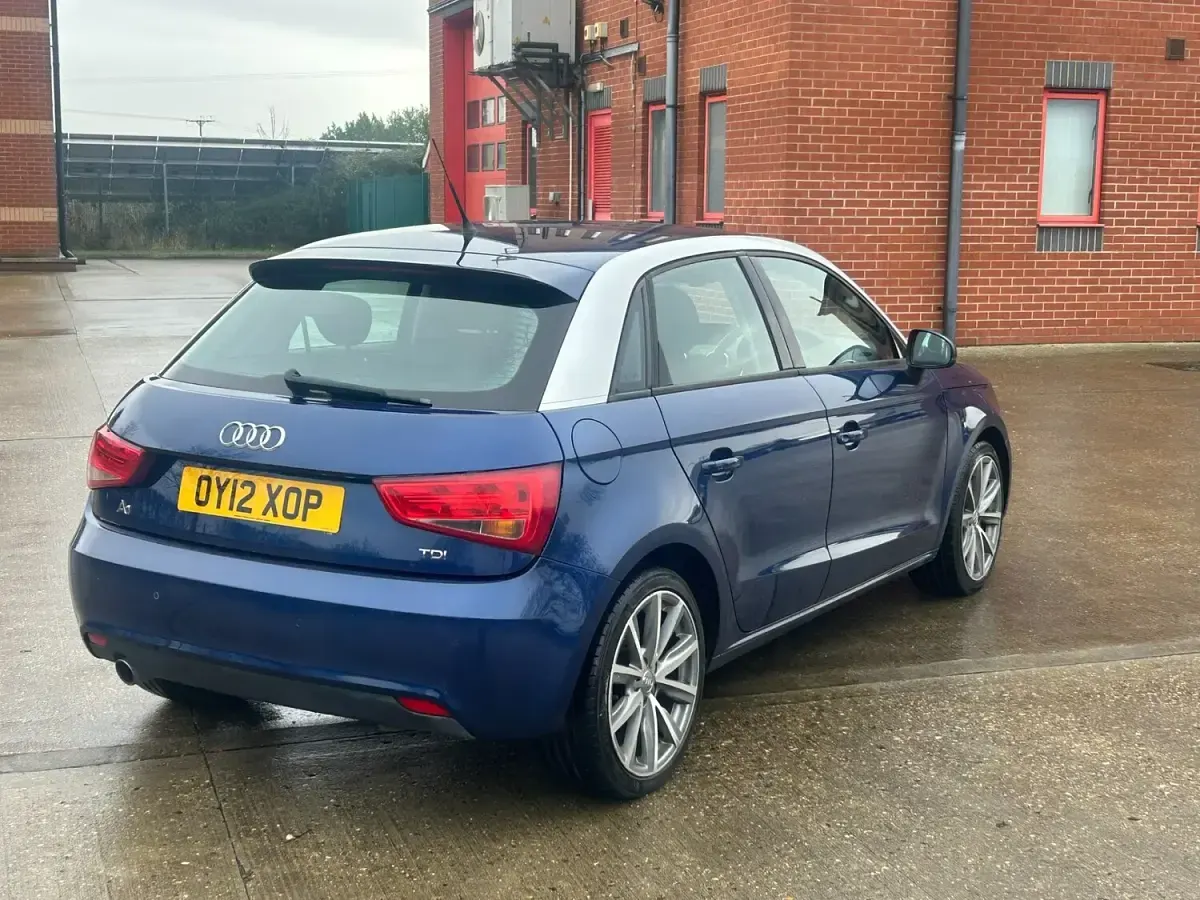 Used Audi A1 Sport 105 HP (77 kW) 2012 Blue Hatchback