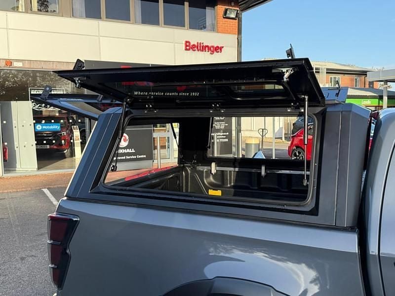 Grey New 2025 Isuzu D-Max Pickup | £42,990 (A bit pricey) - Image 1/4