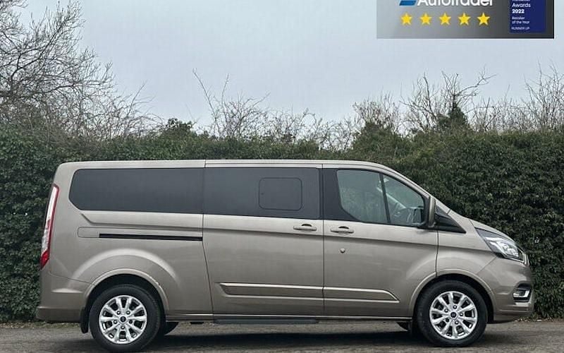 Used Ford Tourneo Titanium 131 HP (96 kW) 2023 MPV