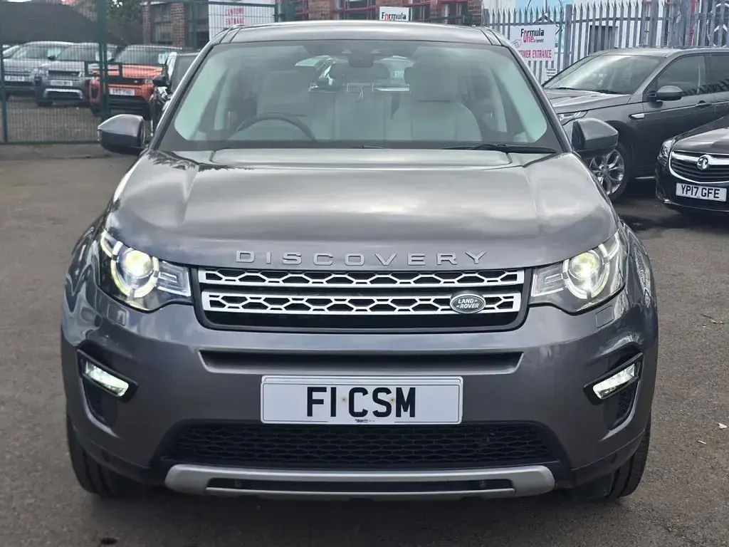 Used Land Rover Discovery 5 HSE 180 HP (132 kW) 2018 Grey SUV