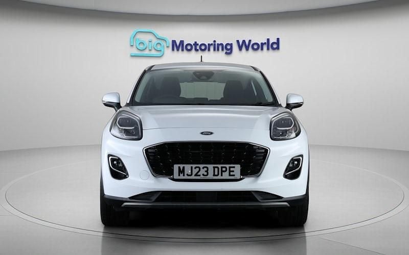 Begagnad Ford Puma Titanium 155 HK (114 kW) 2023 Vit SUV