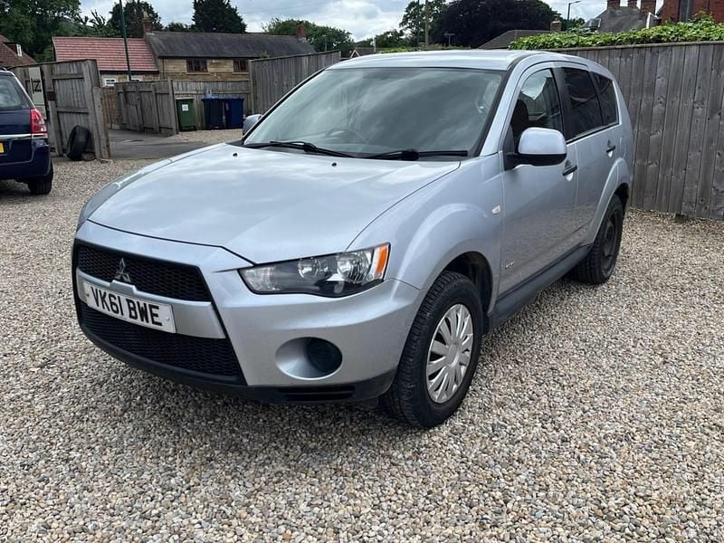 Silver Used 2011 Mitsubishi Outlander SUV | £750 (Super price) - Image 1/4