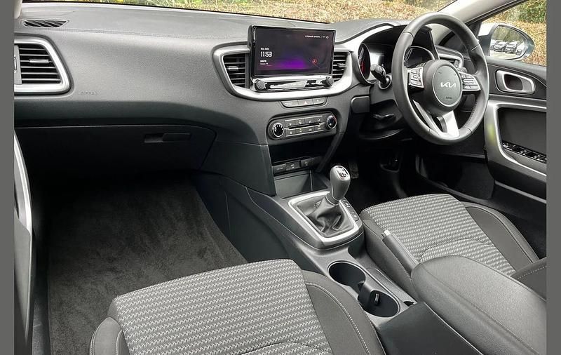 Used Kia Ceed Sportswagon 138 HP (101 kW) 2025 White Estate