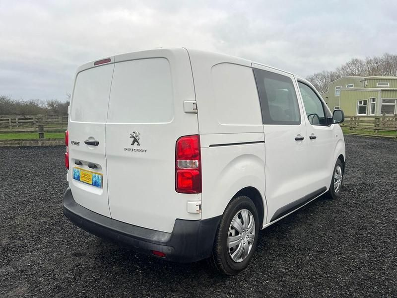 Used Peugeot Expert 2021 White Van
