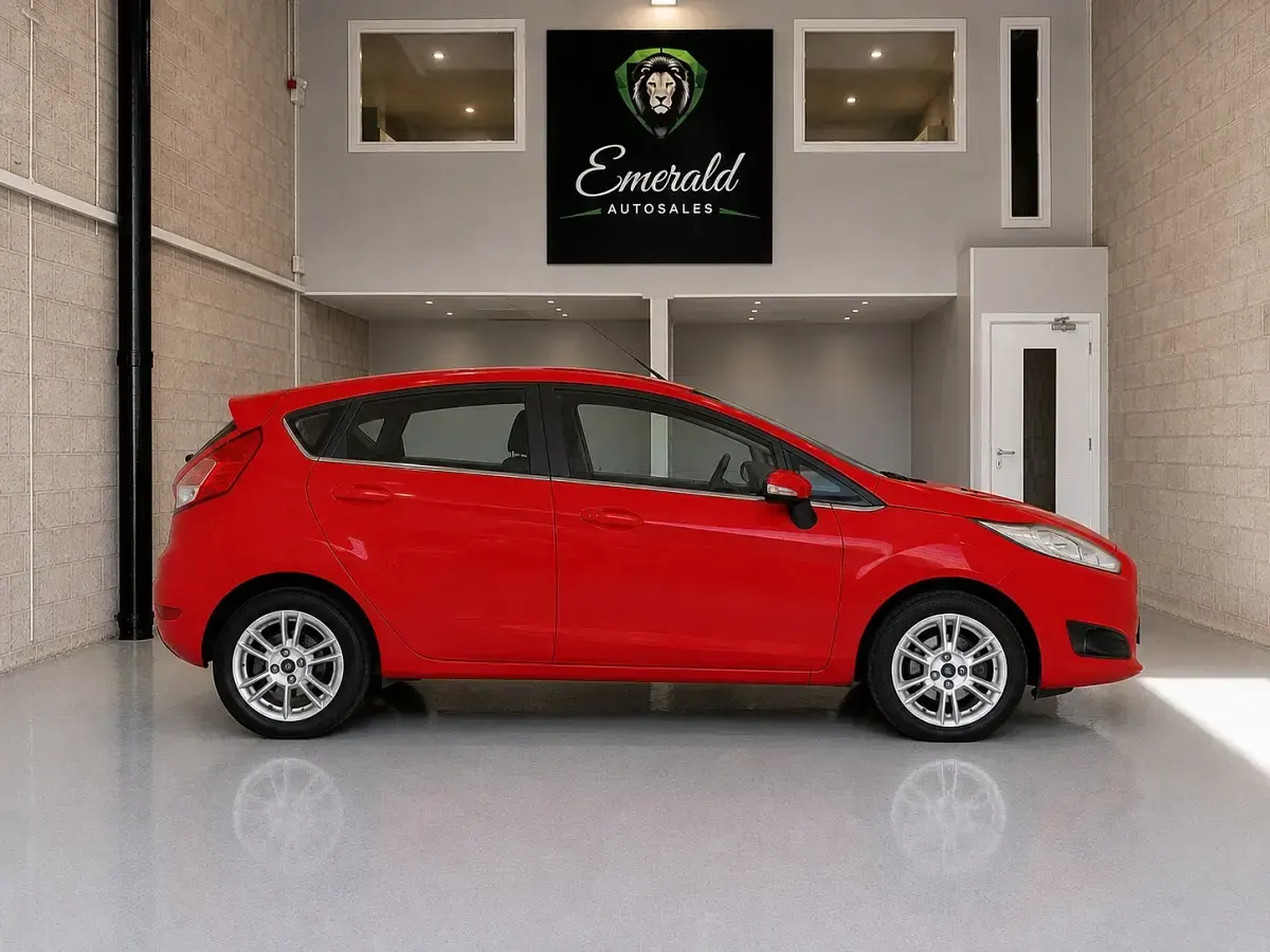 Used Ford Fiesta Zetec 2014 Red Hatchback