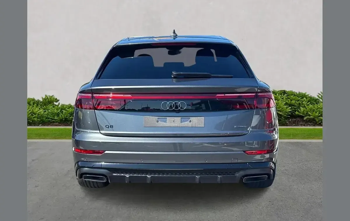 New Audi Q8 Comfort 389 HP (286 kW) 2025 Other SUV