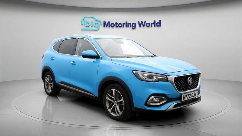 Blue Used 2022 MG HS Exclusive SUV | £15,200 (Fair price) - Image 1/4