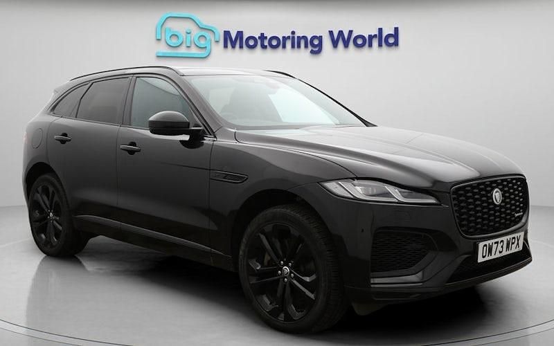 Used Jaguar F-Pace R-Dynamic 404 HP (297 kW) 2024 Black SUV