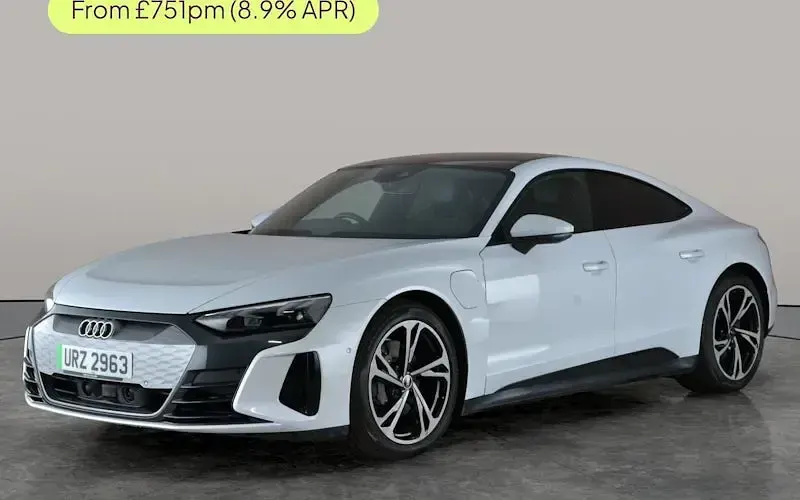 Used Audi e-tron GT quattro Design 389 kW (530 HP) 2024 Sedan