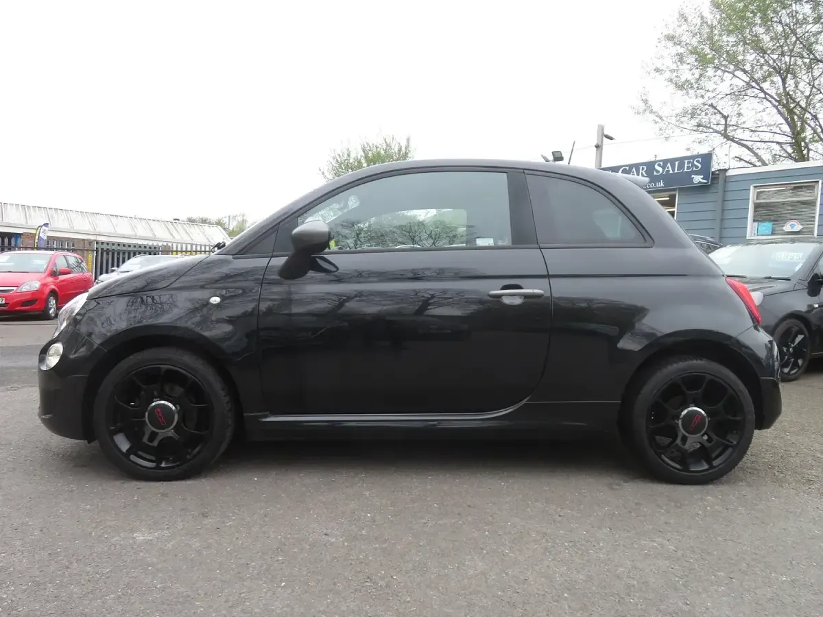 Used Fiat 500 S 69 HP (50 kW) 2017 Black Hatchback