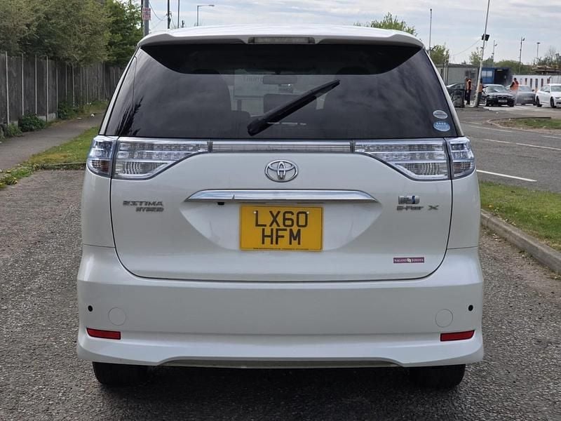 Used Toyota Estima Hybrid 2010 White MPV
