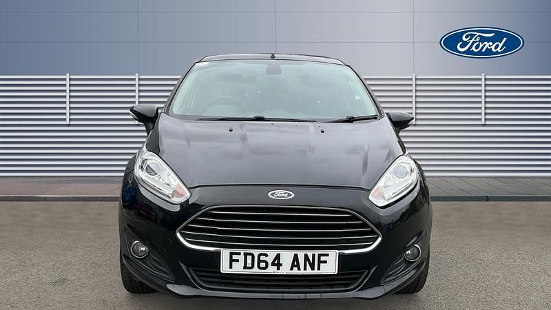 Used Ford Fiesta Titanium 125 HP (91 kW) 2014 Hatchback