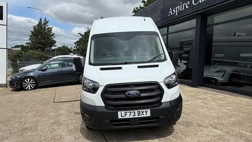 Used Ford Transit 130 HP (95 kW) 2024 White Van