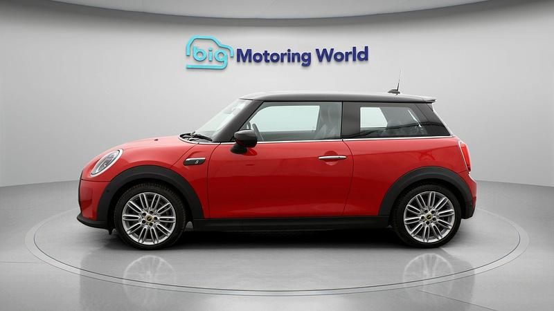 Used Mini Cooper SE Hatch 133 kW (181 HP) 2022 Hatchback
