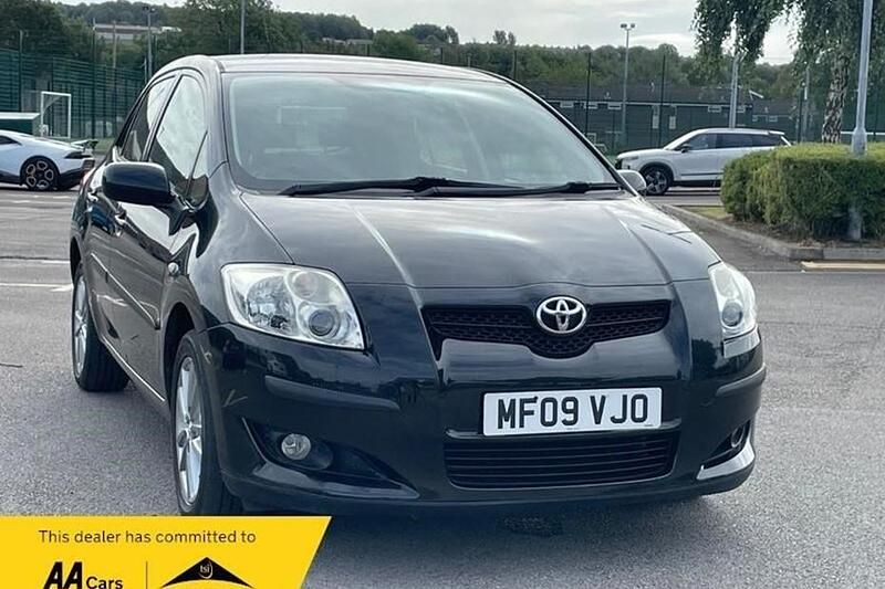 Black Used 2009 Toyota Auris Hatchback | £4,500 (Fair price) - Image 1/1