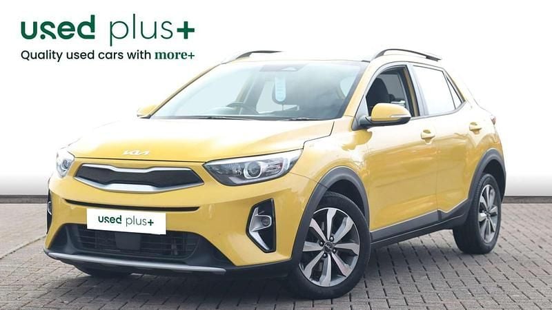 Used Kia Stonic 100 HP (73 kW) 2023 Yellow SUV