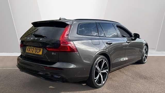 Used Volvo V60 Ultimate 161 HP (118 kW) 2023 Estate