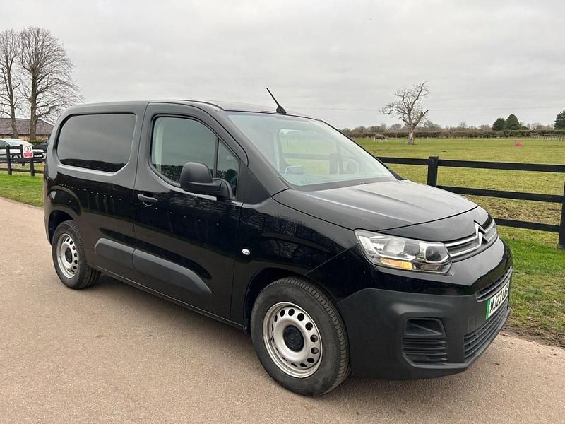 Black Used 2023 Citroën e-Berlingo MPV | £11,500 (Fair price) - Image 1/4