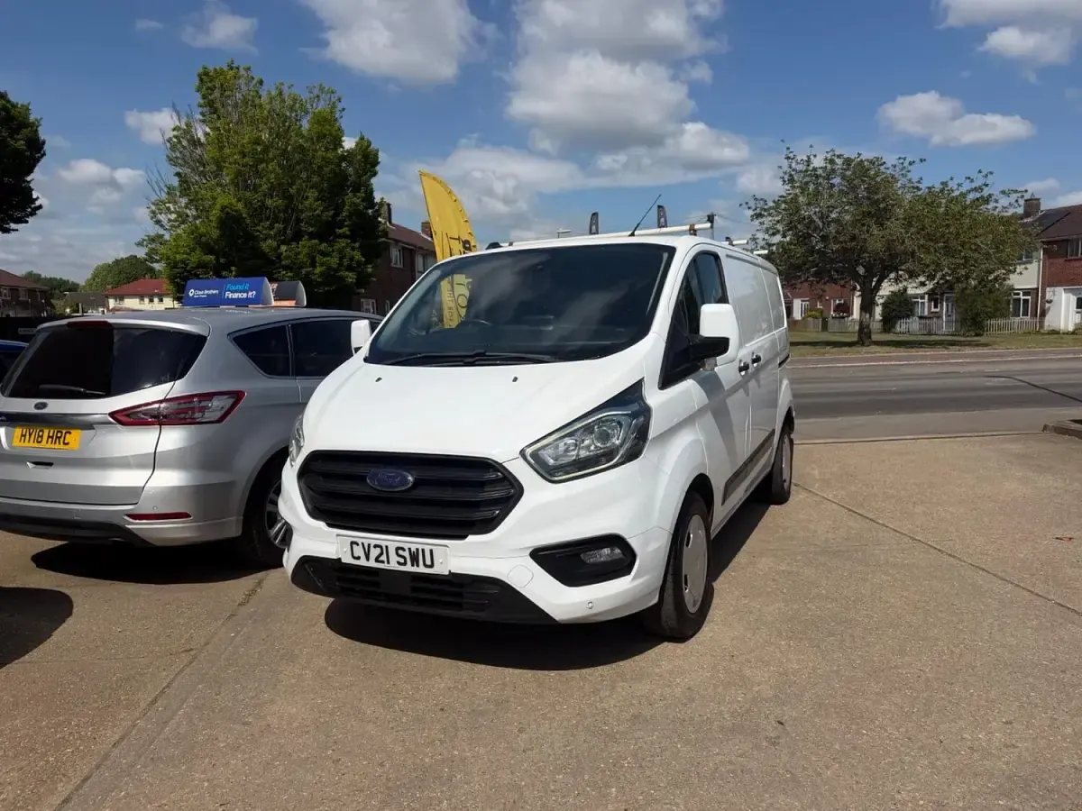 Used Ford Transit Custom Trend 105 HP (77 kW) 2021 White Van