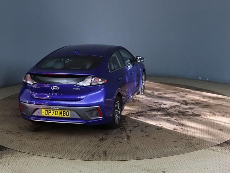 Used Hyundai Ioniq Premium 100 kW (136 HP) 2020 Blue Hatchback