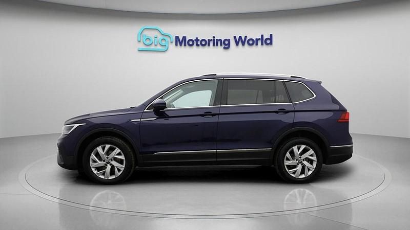 Usado VW Tiguan Allspace S 150 HP (110 kW) 2023 Azul SUV