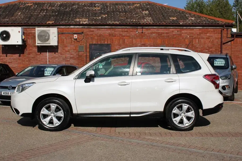 Used Subaru Forester XE 150 HP (110 kW) 2015 White SUV