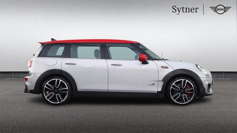 Used Mini John Cooper Works Clubman Chili 231 HP (169 kW) 2017 White silver Estate