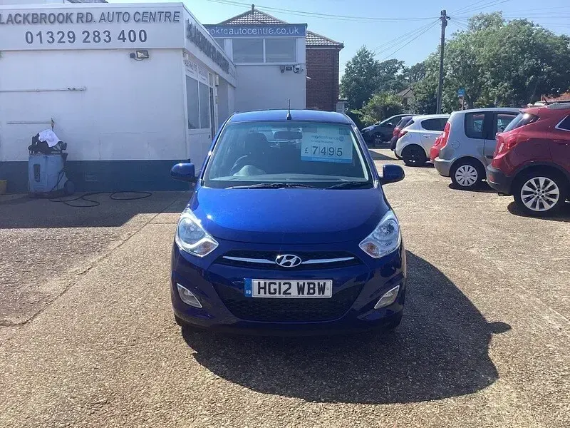 Used Hyundai i10 Active 86 HP (63 kW) 2012 Blue Hatchback