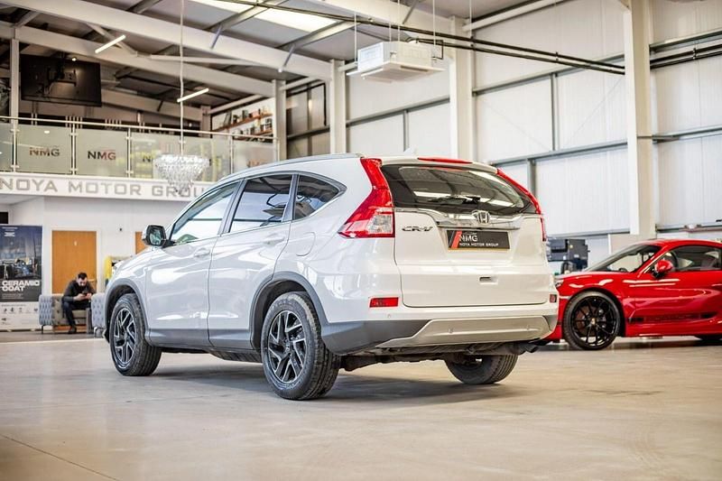 Used Honda CR-V SE Plus 155 HP (114 kW) 2016 White SUV