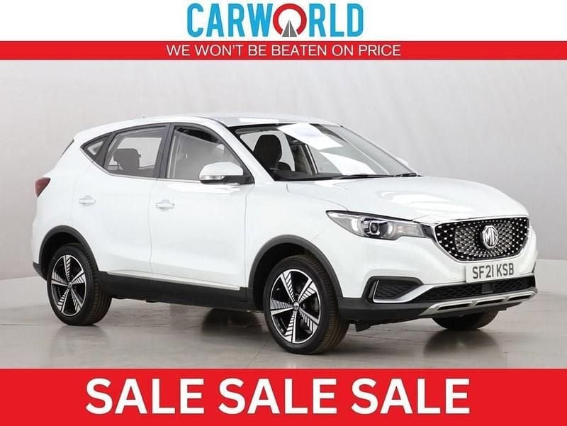 White Used 2021 MG ZS Excite Hatchback | £9,978 (Fair price) - Image 1/3