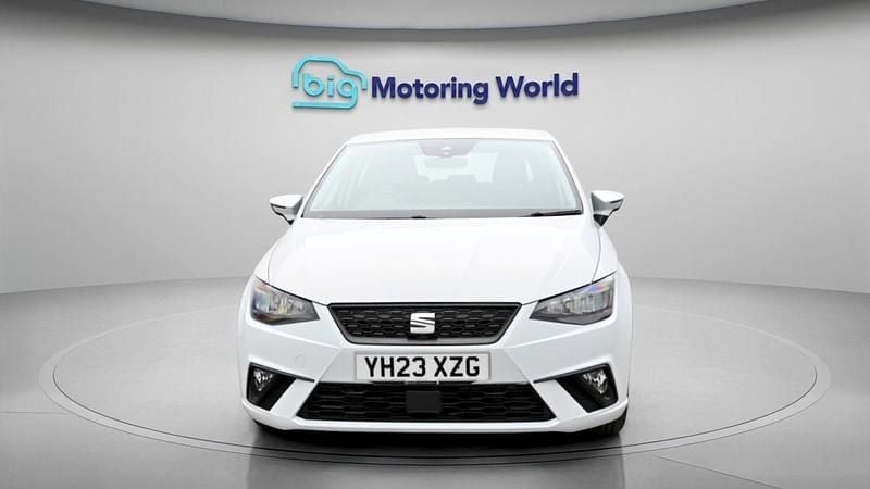 Used Seat Ibiza SE 94 HP (69 kW) 2023 White Hatchback