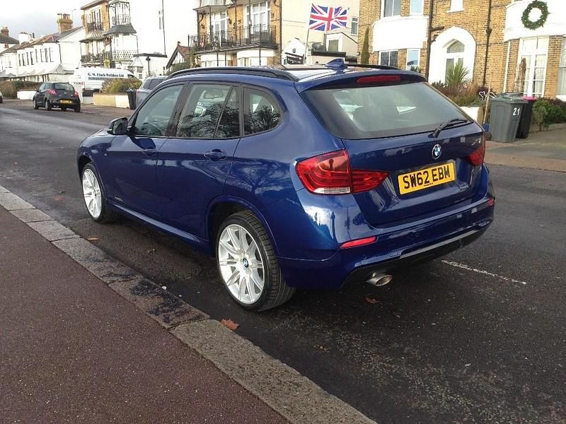 Begagnad BMW X1 M Sport 2012 Blå SUV