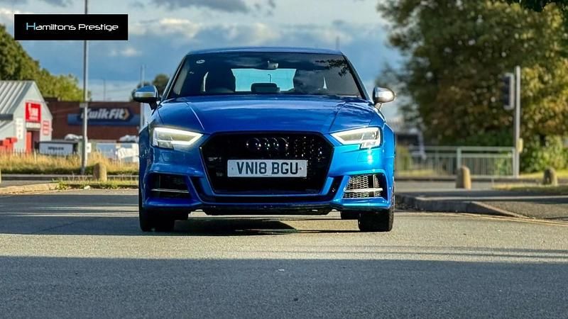 Used Audi S3 Design 310 HP (228 kW) 2018 Blue Sedan