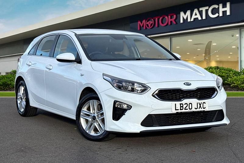 White Used 2020 Kia Ceed Hatchback | £11,500 (Fair price) - Image 1/4