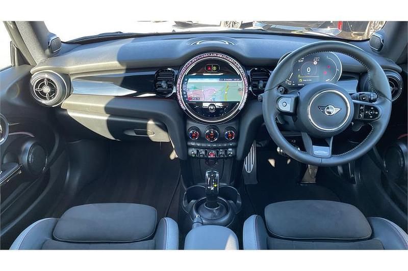 Used Mini Cooper S Premium Plus 178 HP (130 kW) 2023 Midnight black ii Hatchback