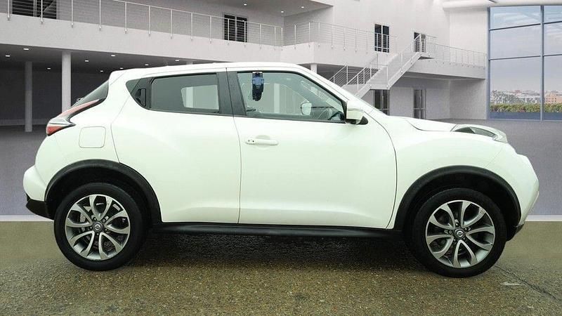 Used Nissan Juke Tekna 117 HP (86 kW) 2017 White SUV