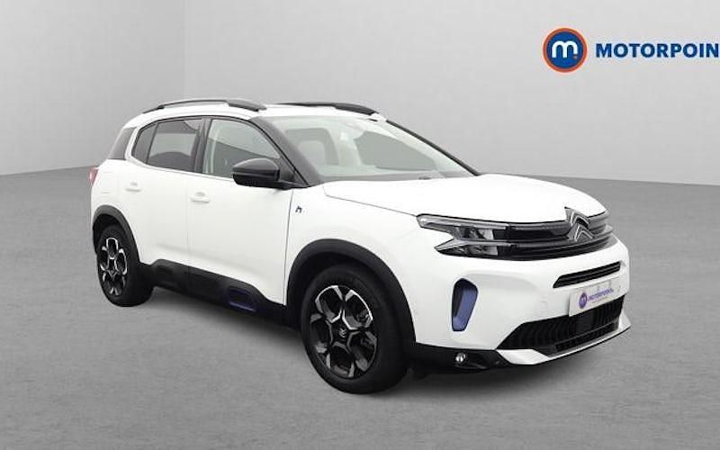 Used 2023 Citroën C5 Shine Hatchback | £18,899 (Fair price) - Image 1/4