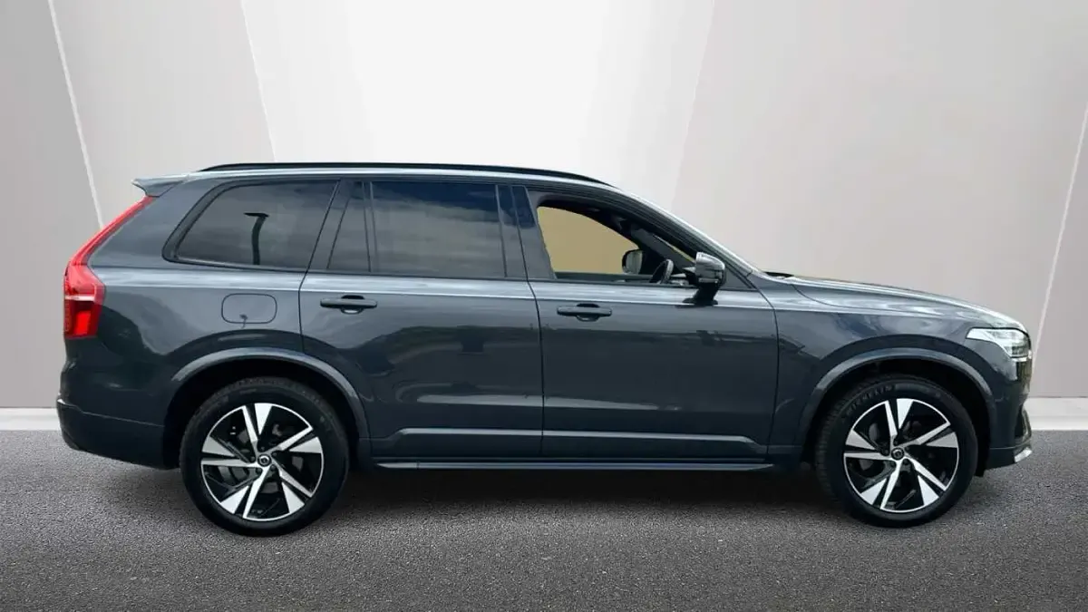 Used Volvo XC90 R-Design 235 HP (172 kW) 2022 Grey SUV