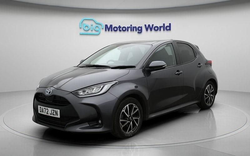 Used Toyota Yaris Hybrid Design 116 HP (85 kW) 2025 Hatchback