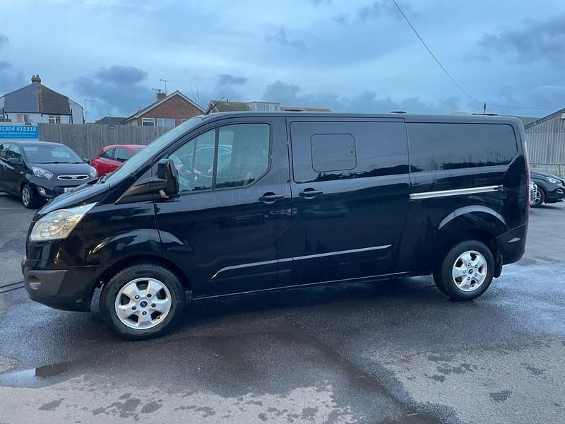 Begagnad Ford Transit Custom Limited 170 HK (125 kW) 2017 Svart Van